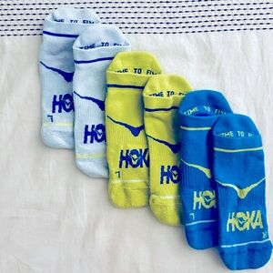 Hoka Unisex No-Show Run Socks - Diva Blue, Ice Water, & Evening Primrose Size M